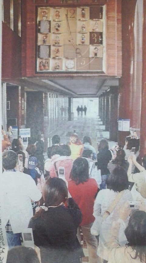 ���̉摜�̒��쌠��
Hiroshima Inline Hockey League(HIHL)�ɂ���܂��B�摜�f�[�^�̖��f�]�p�͌ł����f��\���グ�܂��B