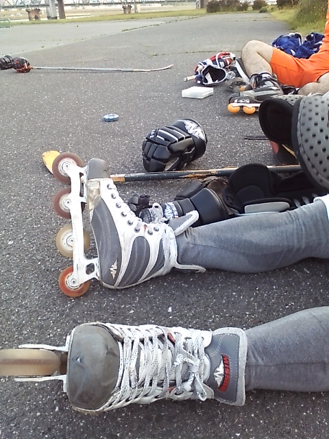 ���̉摜�̒��쌠��
Hiroshima Inline Hockey League(HIHL)�ɂ���܂��B�摜�f�[�^�̖��f�]�p�͌ł����f��\���グ�܂��B