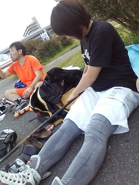 ���̉摜�̒��쌠��
Hiroshima Inline Hockey League(HIHL)�ɂ���܂��B�摜�f�[�^�̖��f�]�p�͌ł����f��\���グ�܂��B