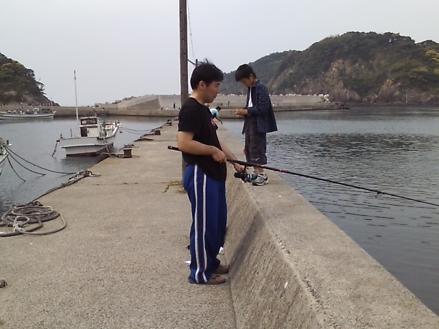 ���̉摜�̒��쌠��
Hiroshima Inline Hockey League(HIHL)�ɂ���܂��B�摜�f�[�^�̖��f�]�p�͌ł����f��\���グ�܂��B