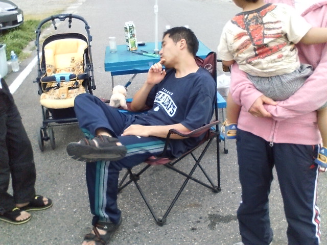 ���̉摜�̒��쌠��
Hiroshima Inline Hockey League(HIHL)�ɂ���܂��B�摜�f�[�^�̖��f�]�p�͌ł����f��\���グ�܂��B