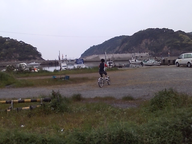 ���̉摜�̒��쌠��
Hiroshima Inline Hockey League(HIHL)�ɂ���܂��B�摜�f�[�^�̖��f�]�p�͌ł����f��\���グ�܂��B