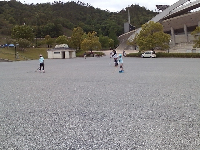 ���̉摜�̒��쌠��
Hiroshima Inline Hockey League(HIHL)�ɂ���܂��B�摜�f�[�^�̖��f�]�p�͌ł����f��\���グ�܂��B