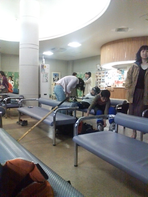 ���̉摜�̒��쌠��
Hiroshima Inline Hockey League(HIHL)�ɂ���܂��B�摜�f�[�^�̖��f�]�p�͌ł����f��\���グ�܂��B