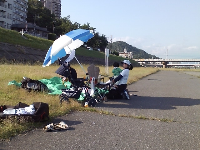 ���̉摜�̒��쌠��
Hiroshima Inline Hockey League(HIHL)�ɂ���܂��B�摜�f�[�^�̖��f�]�p�͌ł����f��\���グ�܂��B