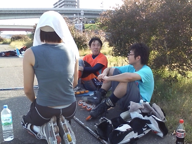 ���̉摜�̒��쌠��
Hiroshima Inline Hockey League(HIHL)�ɂ���܂��B�摜�f�[�^�̖��f�]�p�͌ł����f��\���グ�܂��B