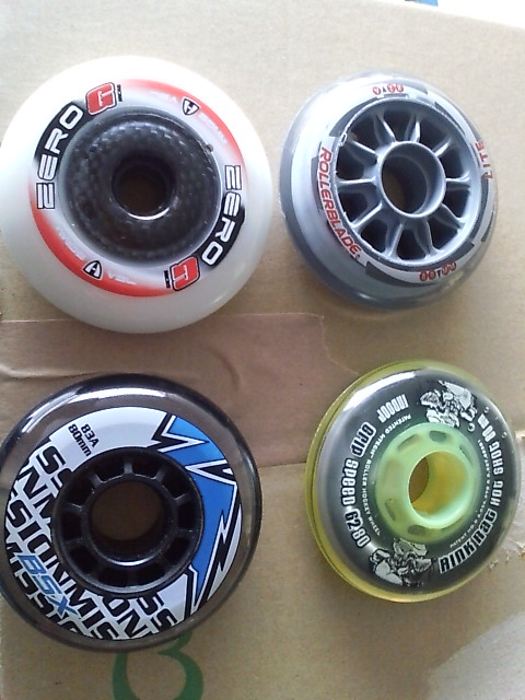 ���̉摜�̒��쌠��
Hiroshima Inline Hockey League(HIHL)�ɂ���܂��B�摜�f�[�^�̖��f�]�p�͌ł����f��\���グ�܂��B