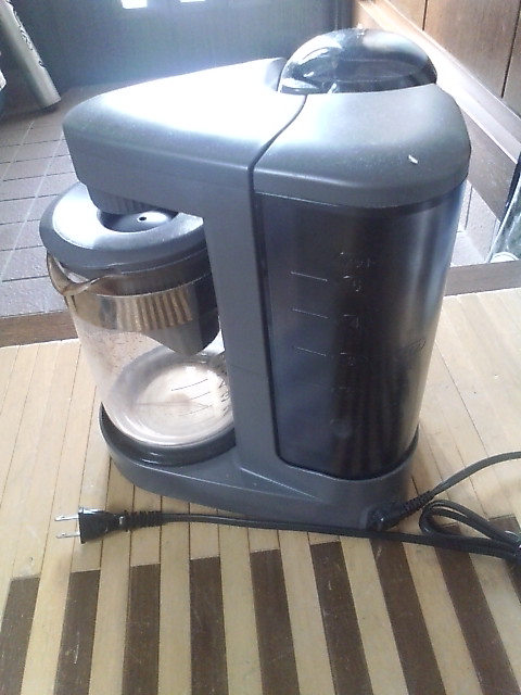 ���̉摜�̒��쌠��
Hiroshima Inline Hockey League(HIHL)�ɂ���܂��B�摜�f�[�^�̖��f�]�p�͌ł����f��\���グ�܂��B