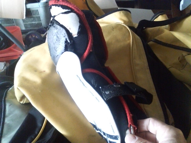 ���̉摜�̒��쌠��
Hiroshima Inline Hockey League(HIHL)�ɂ���܂��B�摜�f�[�^�̖��f�]�p�͌ł����f��\���グ�܂��B