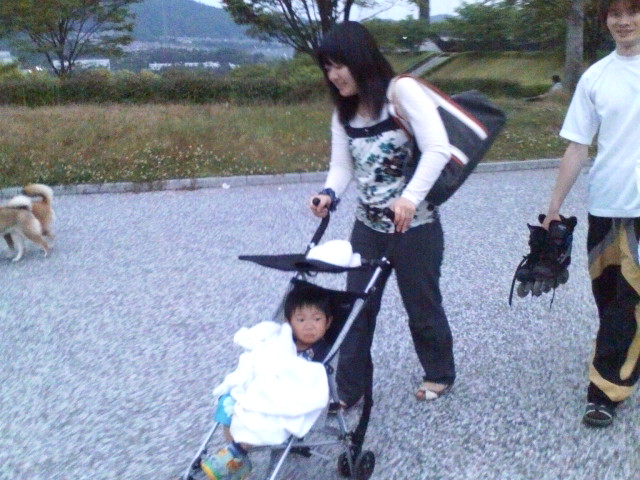 ���̉摜�̒��쌠��
Hiroshima Inline Hockey League(HIHL)�ɂ���܂��B�摜�f�[�^�̖��f�]�p�͌ł����f��\���グ�܂��B