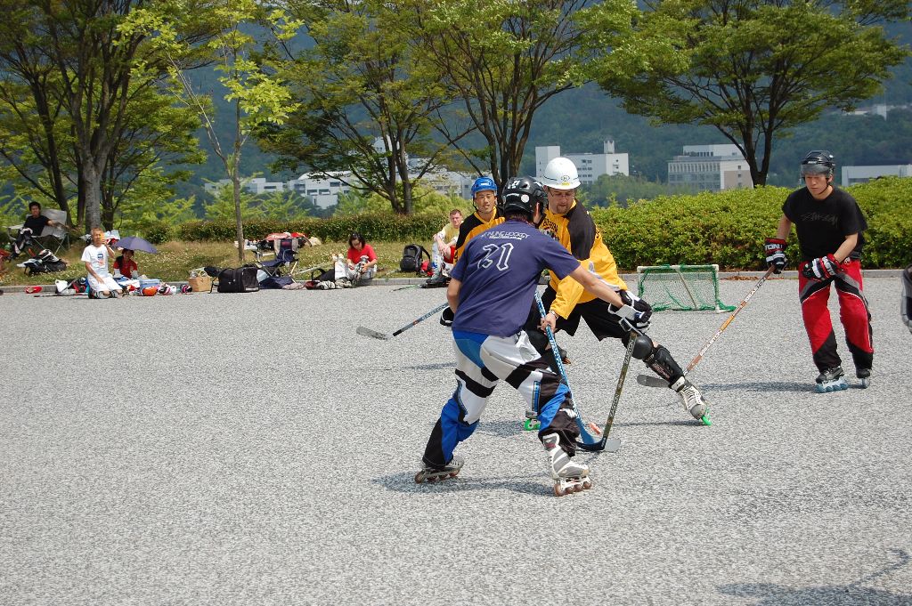 ���̉摜�̒��쌠��
Hiroshima Inline Hockey League(HIHL)�ɂ���܂��B�摜�f�[�^�̖��f�]�p�͌ł����f��\���グ�܂��B