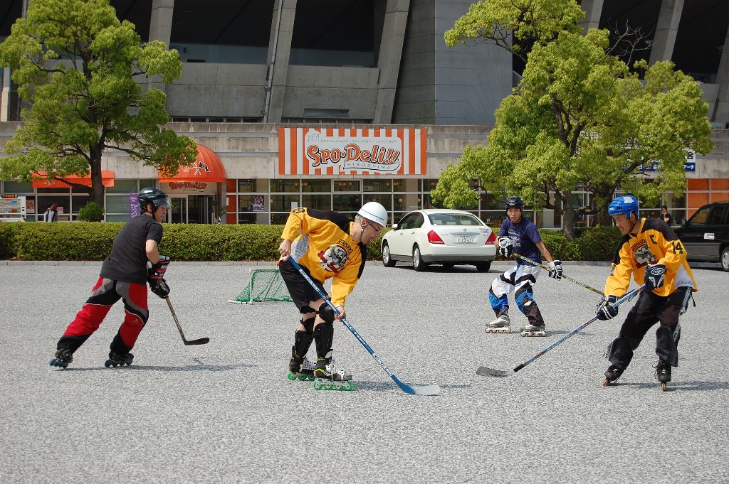 ���̉摜�̒��쌠��
Hiroshima Inline Hockey League(HIHL)�ɂ���܂��B�摜�f�[�^�̖��f�]�p�͌ł����f��\���グ�܂��B