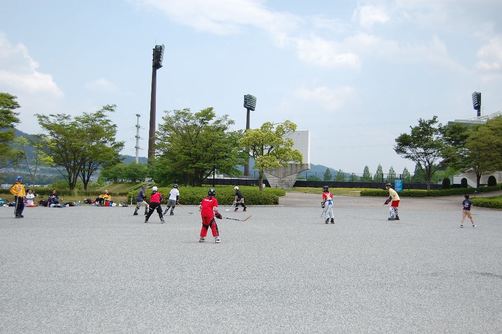 ���̉摜�̒��쌠��
Hiroshima Inline Hockey League(HIHL)�ɂ���܂��B�摜�f�[�^�̖��f�]�p�͌ł����f��\���グ�܂��B