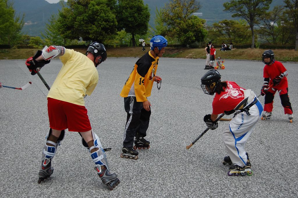 ���̉摜�̒��쌠��
Hiroshima Inline Hockey League(HIHL)�ɂ���܂��B�摜�f�[�^�̖��f�]�p�͌ł����f��\���グ�܂��B