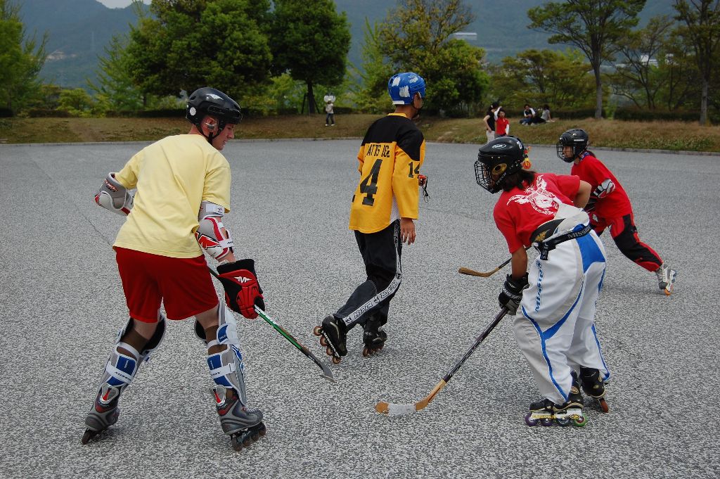 ���̉摜�̒��쌠��
Hiroshima Inline Hockey League(HIHL)�ɂ���܂��B�摜�f�[�^�̖��f�]�p�͌ł����f��\���グ�܂��B