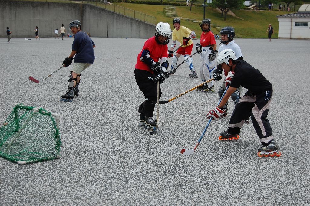 ���̉摜�̒��쌠��
Hiroshima Inline Hockey League(HIHL)�ɂ���܂��B�摜�f�[�^�̖��f�]�p�͌ł����f��\���グ�܂��B