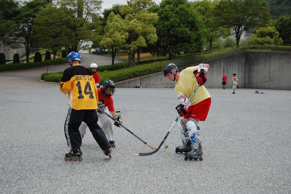 ���̉摜�̒��쌠��
Hiroshima Inline Hockey League(HIHL)�ɂ���܂��B�摜�f�[�^�̖��f�]�p�͌ł����f��\���グ�܂��B