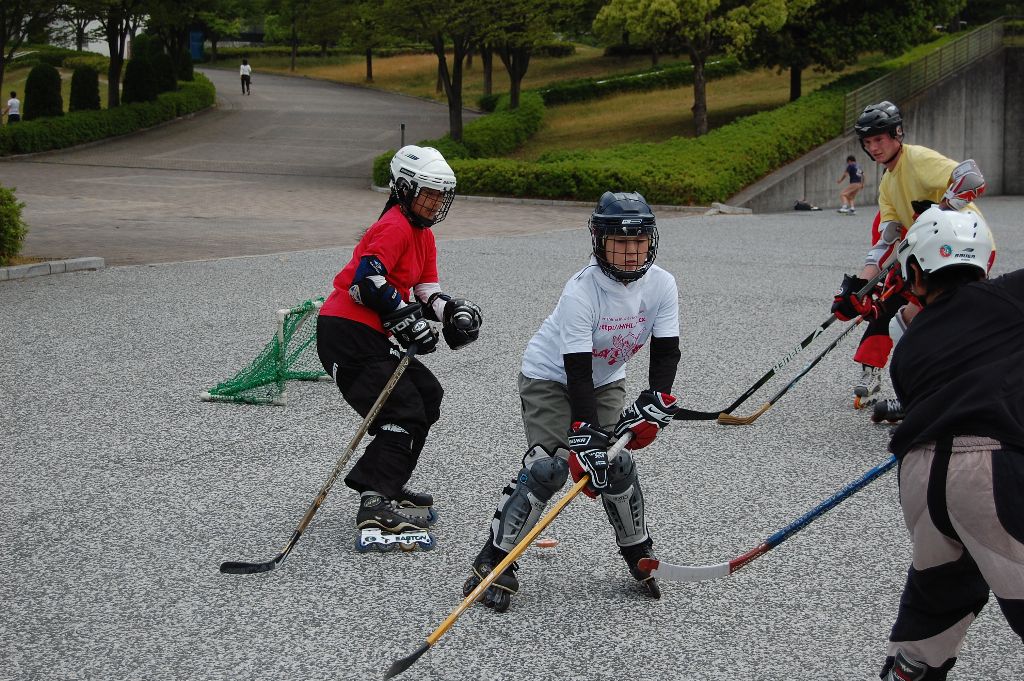 ���̉摜�̒��쌠��
Hiroshima Inline Hockey League(HIHL)�ɂ���܂��B�摜�f�[�^�̖��f�]�p�͌ł����f��\���グ�܂��B