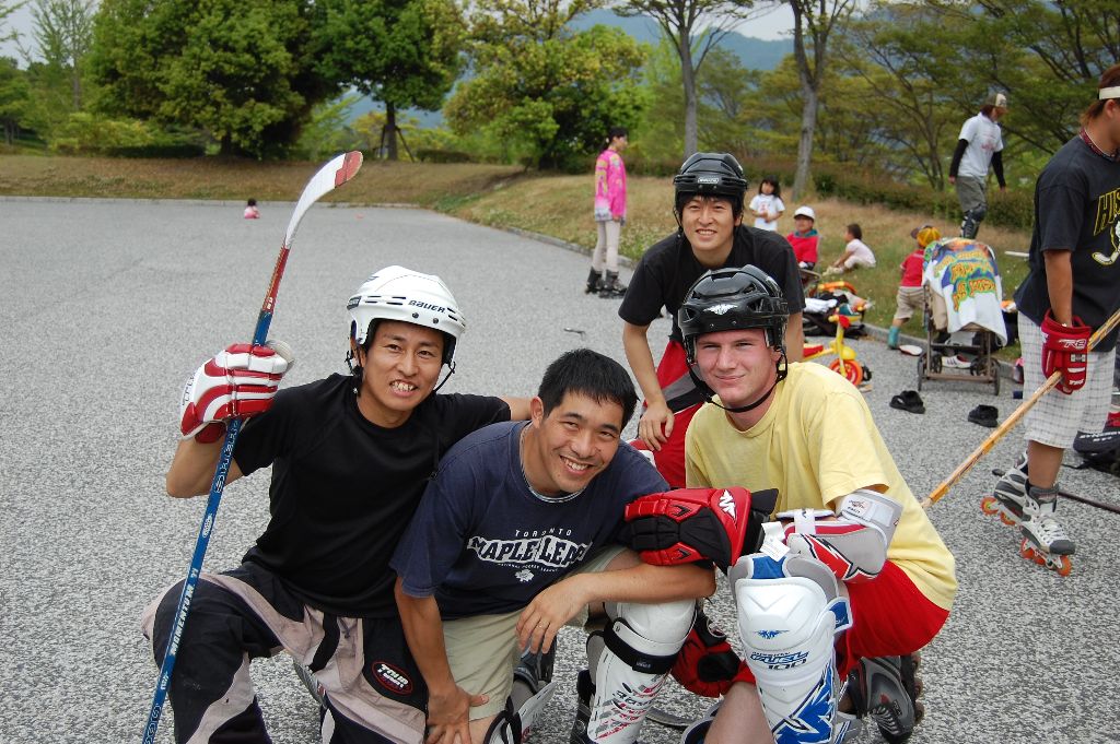 ���̉摜�̒��쌠��
Hiroshima Inline Hockey League(HIHL)�ɂ���܂��B�摜�f�[�^�̖��f�]�p�͌ł����f��\���グ�܂��B