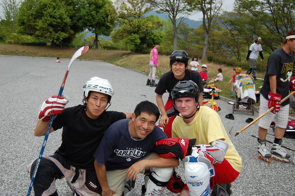 ���̉摜�̒��쌠��
Hiroshima Inline Hockey League(HIHL)�ɂ���܂��B�摜�f�[�^�̖��f�]�p�͌ł����f��\���グ�܂��B
