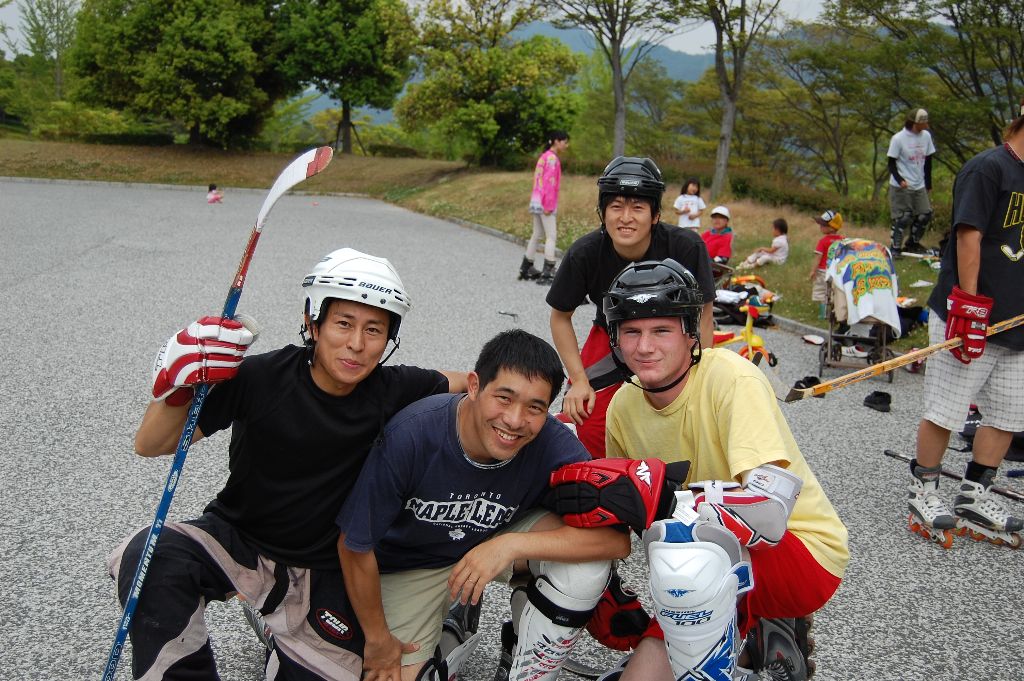 ���̉摜�̒��쌠��
Hiroshima Inline Hockey League(HIHL)�ɂ���܂��B�摜�f�[�^�̖��f�]�p�͌ł����f��\���グ�܂��B