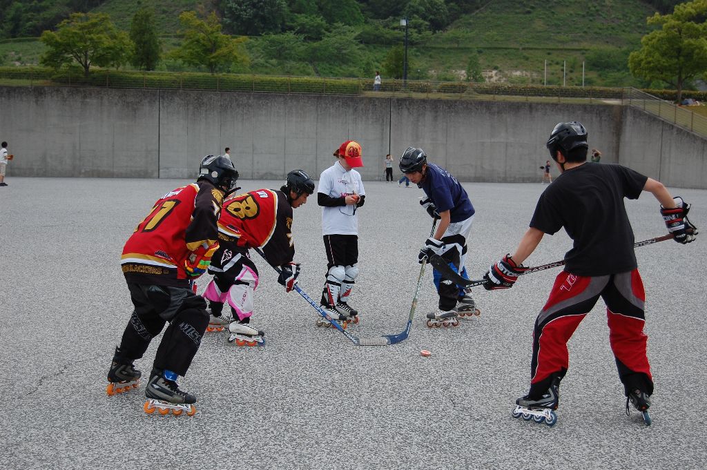 ���̉摜�̒��쌠��
Hiroshima Inline Hockey League(HIHL)�ɂ���܂��B�摜�f�[�^�̖��f�]�p�͌ł����f��\���グ�܂��B