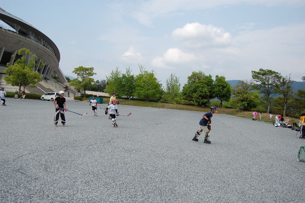 ���̉摜�̒��쌠��
Hiroshima Inline Hockey League(HIHL)�ɂ���܂��B�摜�f�[�^�̖��f�]�p�͌ł����f��\���グ�܂��B