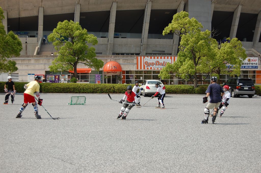 ���̉摜�̒��쌠��
Hiroshima Inline Hockey League(HIHL)�ɂ���܂��B�摜�f�[�^�̖��f�]�p�͌ł����f��\���グ�܂��B
