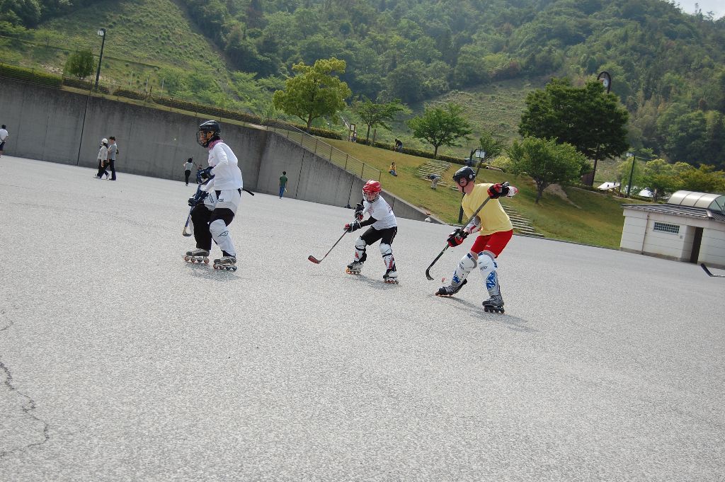 ���̉摜�̒��쌠��
Hiroshima Inline Hockey League(HIHL)�ɂ���܂��B�摜�f�[�^�̖��f�]�p�͌ł����f��\���グ�܂��B