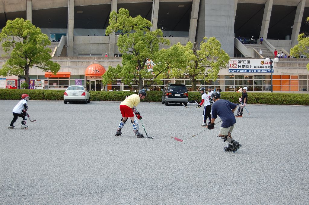 ���̉摜�̒��쌠��
Hiroshima Inline Hockey League(HIHL)�ɂ���܂��B�摜�f�[�^�̖��f�]�p�͌ł����f��\���グ�܂��B