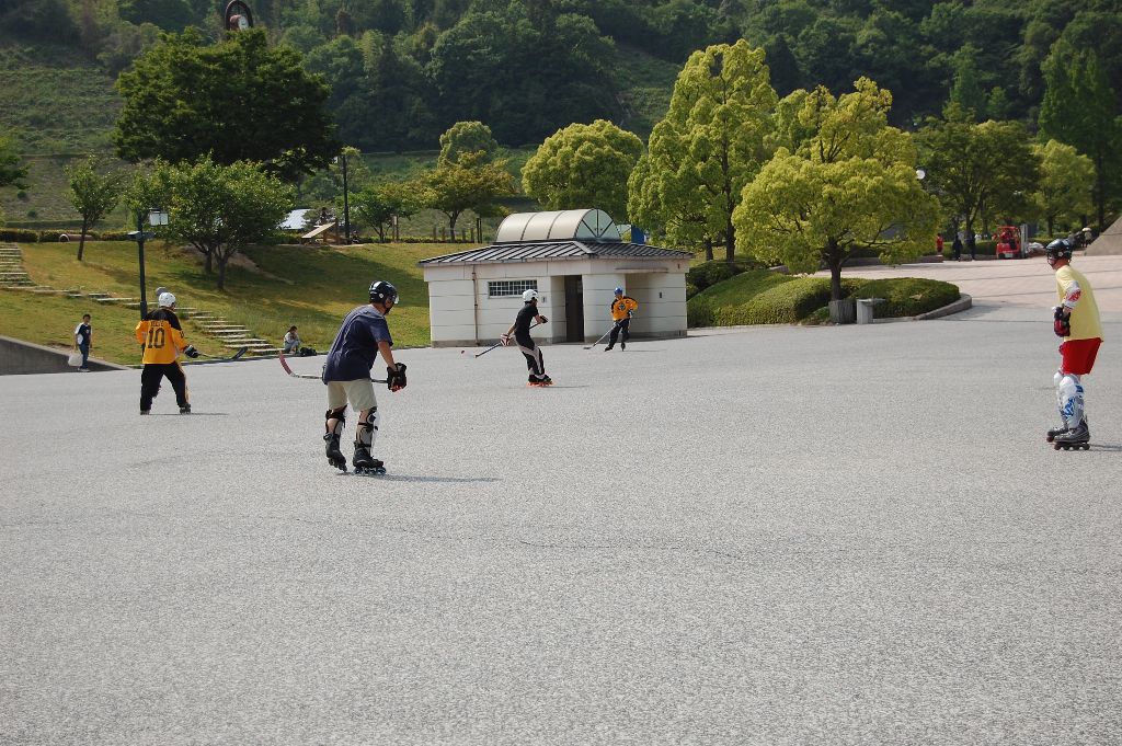 ���̉摜�̒��쌠��
Hiroshima Inline Hockey League(HIHL)�ɂ���܂��B�摜�f�[�^�̖��f�]�p�͌ł����f��\���グ�܂��B