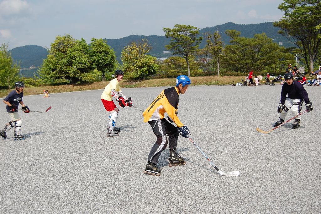 ���̉摜�̒��쌠��
Hiroshima Inline Hockey League(HIHL)�ɂ���܂��B�摜�f�[�^�̖��f�]�p�͌ł����f��\���グ�܂��B