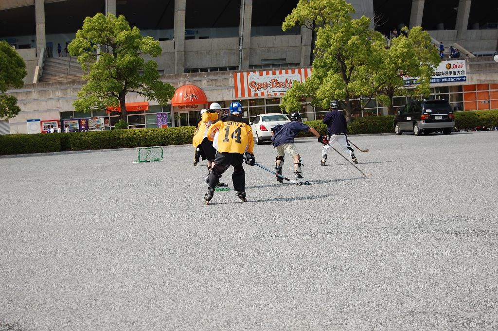 ���̉摜�̒��쌠��
Hiroshima Inline Hockey League(HIHL)�ɂ���܂��B�摜�f�[�^�̖��f�]�p�͌ł����f��\���グ�܂��B