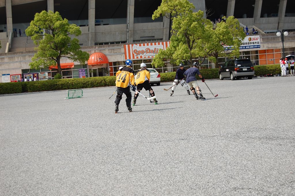 ���̉摜�̒��쌠��
Hiroshima Inline Hockey League(HIHL)�ɂ���܂��B�摜�f�[�^�̖��f�]�p�͌ł����f��\���グ�܂��B