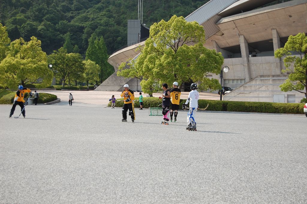 ���̉摜�̒��쌠��
Hiroshima Inline Hockey League(HIHL)�ɂ���܂��B�摜�f�[�^�̖��f�]�p�͌ł����f��\���グ�܂��B