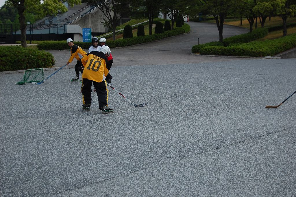 ���̉摜�̒��쌠��
Hiroshima Inline Hockey League(HIHL)�ɂ���܂��B�摜�f�[�^�̖��f�]�p�͌ł����f��\���グ�܂��B