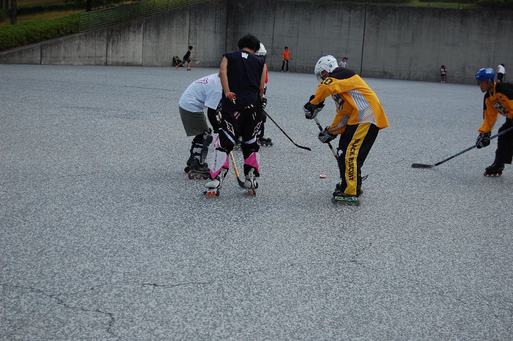 ���̉摜�̒��쌠��
Hiroshima Inline Hockey League(HIHL)�ɂ���܂��B�摜�f�[�^�̖��f�]�p�͌ł����f��\���グ�܂��B