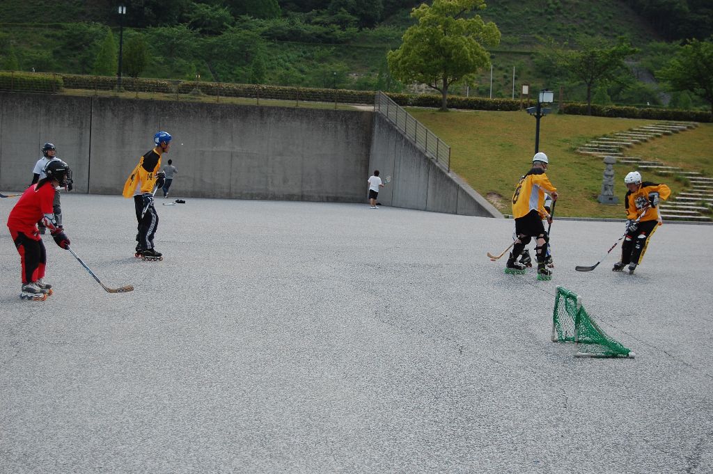 ���̉摜�̒��쌠��
Hiroshima Inline Hockey League(HIHL)�ɂ���܂��B�摜�f�[�^�̖��f�]�p�͌ł����f��\���グ�܂��B