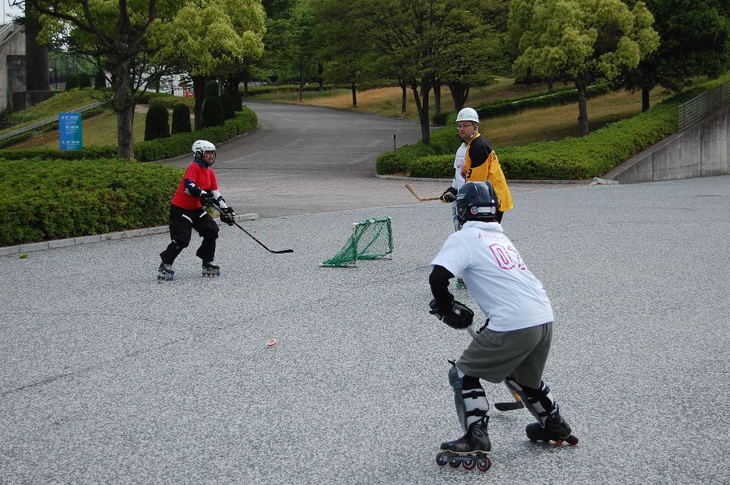 ���̉摜�̒��쌠��
Hiroshima Inline Hockey League(HIHL)�ɂ���܂��B�摜�f�[�^�̖��f�]�p�͌ł����f��\���グ�܂��B