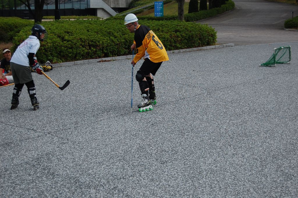 ���̉摜�̒��쌠��
Hiroshima Inline Hockey League(HIHL)�ɂ���܂��B�摜�f�[�^�̖��f�]�p�͌ł����f��\���グ�܂��B