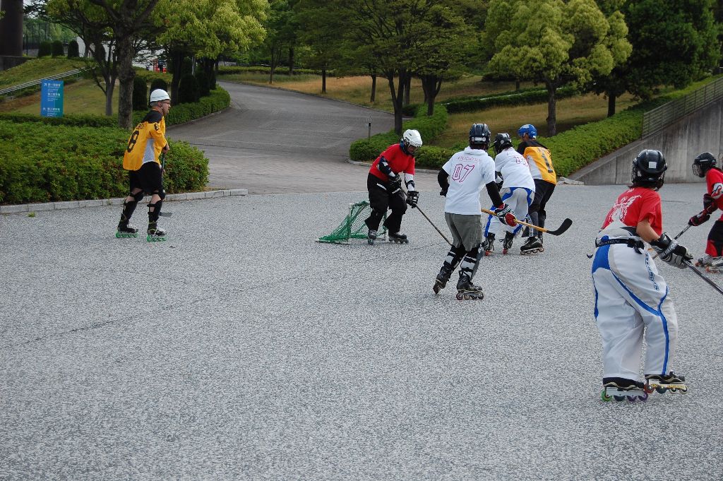 ���̉摜�̒��쌠��
Hiroshima Inline Hockey League(HIHL)�ɂ���܂��B�摜�f�[�^�̖��f�]�p�͌ł����f��\���グ�܂��B