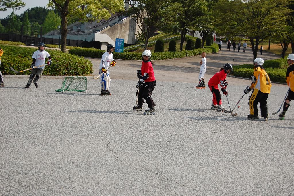 ���̉摜�̒��쌠��
Hiroshima Inline Hockey League(HIHL)�ɂ���܂��B�摜�f�[�^�̖��f�]�p�͌ł����f��\���グ�܂��B