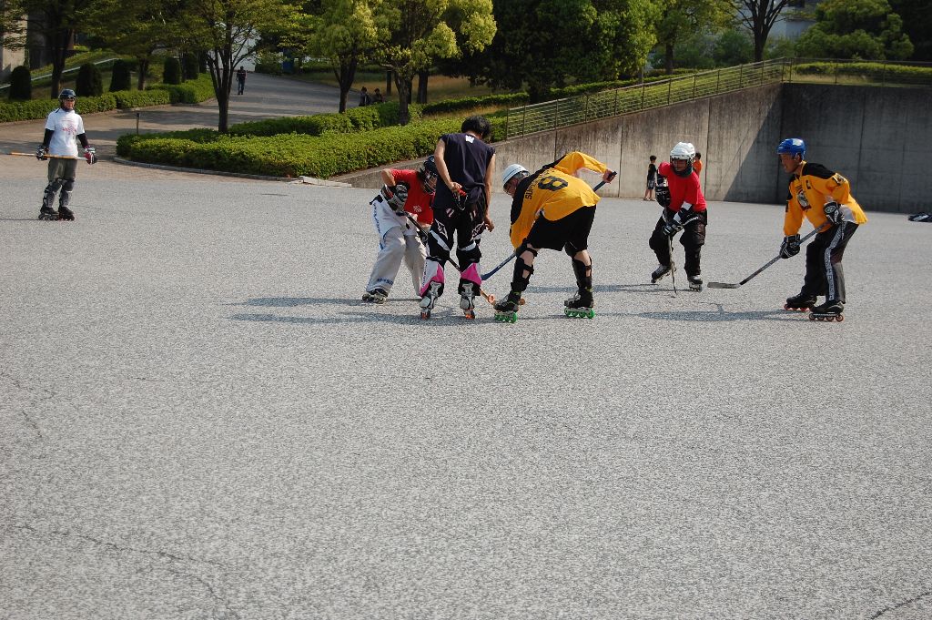 ���̉摜�̒��쌠��
Hiroshima Inline Hockey League(HIHL)�ɂ���܂��B�摜�f�[�^�̖��f�]�p�͌ł����f��\���グ�܂��B