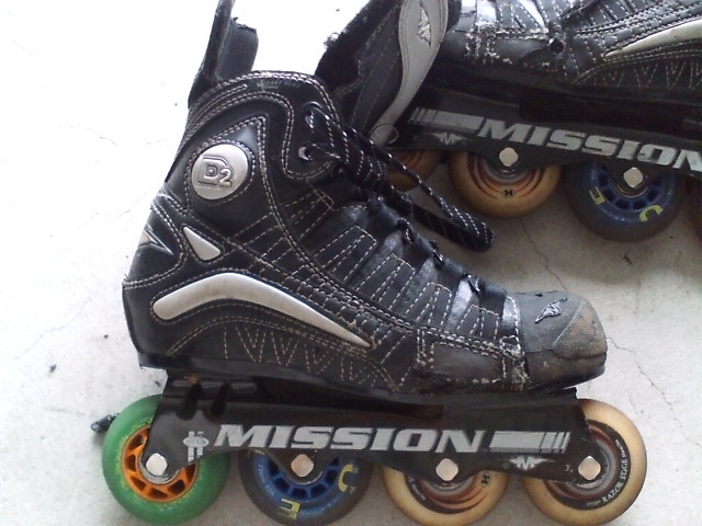 ���̉摜�̒��쌠��
Hiroshima Inline Hockey League(HIHL)�ɂ���܂��B�摜�f�[�^�̖��f�]�p�͌ł����f��\���グ�܂��B