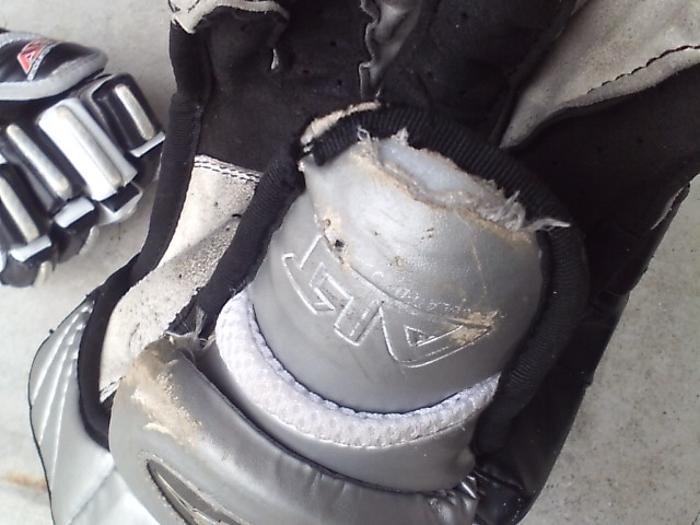 ���̉摜�̒��쌠��
Hiroshima Inline Hockey League(HIHL)�ɂ���܂��B�摜�f�[�^�̖��f�]�p�͌ł����f��\���グ�܂��B